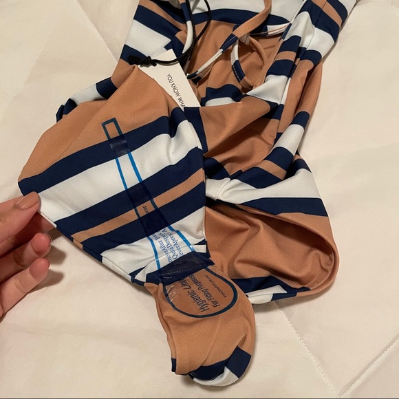 SKIN BY SAME “The One Piece” S - Picture 9 of 9